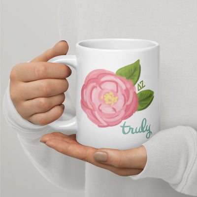 Delta Zeta Sorority Mom Mug in 20 oz size showing Truly design in model's hands