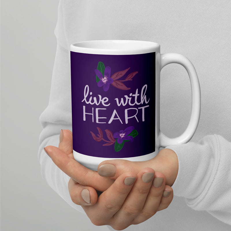 Sigma Kappa motto mug in violet in 15 oz size in model&