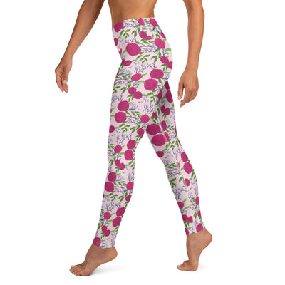 Phi Mu Rose-Colored Carnation Floral Yoga Leggings on model