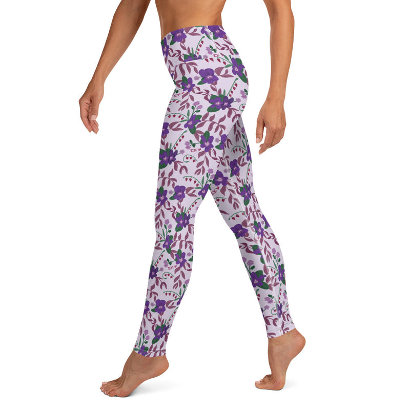 Sigma Kappa Violet Floral Print Yoga Leggings, Lavender on model walking